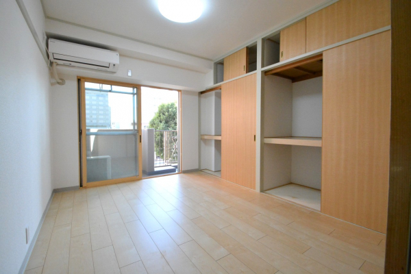 メインイメージ06